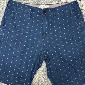 Navy blue print Lucky Brand shorts size 34